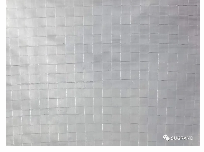 Tarpaulin בּרֶזֶנט