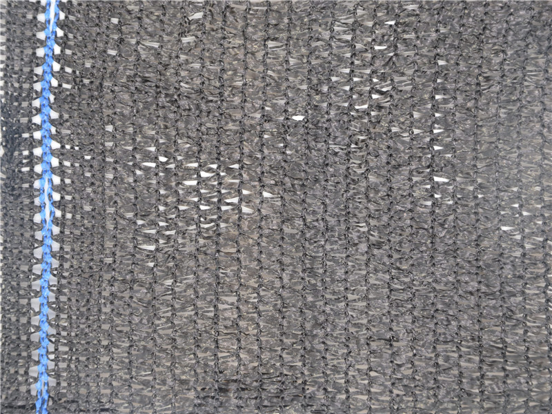 קלט שלוש מחטים רשת שחורה