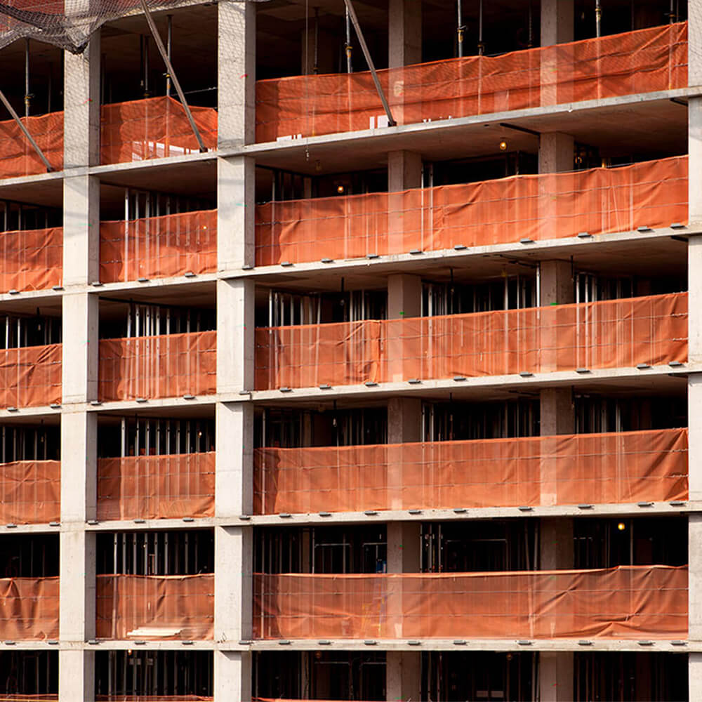 רשתות בטיחות מעכבות אש הפכו להכרח בסיסי בבניינים